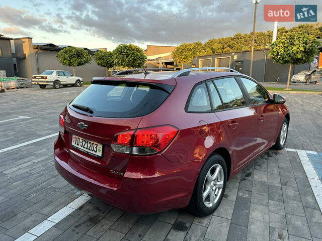 Шевроле Круз 2013 в Луцке на Automoto.ua Красный Шевроле Круз, объемом двигателя 1.7 л и пробегом 234 тыс. км за 7400 $, фото 8 на Automoto.ua