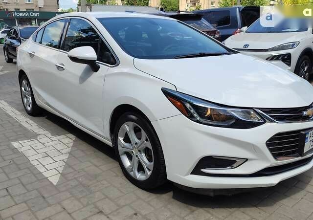 Шевроле Круз 2016 в Днепре (Днепропетровске) на Automoto.ua Шевроле Круз, объемом двигателя 1.4 л и пробегом 145 тыс. км за 9700 $, фото 1 на Automoto.ua