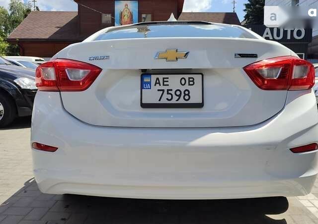 Шевроле Круз 2016 в Днепре (Днепропетровске) на Automoto.ua Шевроле Круз, объемом двигателя 1.4 л и пробегом 145 тыс. км за 9700 $, фото 5 на Automoto.ua