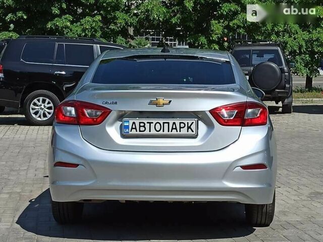 Шевроле Круз, объемом двигателя 1.4 л и пробегом 67 тыс. км за 10950 $, фото 6 на Automoto.ua