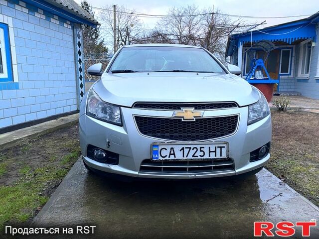 Шевроле Круз, объемом двигателя 18 л и пробегом 220 тыс. км за 5500 $, фото 4 на Automoto.ua