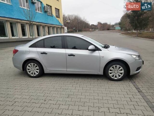 Шевроле Круз, объемом двигателя 1.6 л и пробегом 155 тыс. км за 6300 $, фото 6 на Automoto.ua