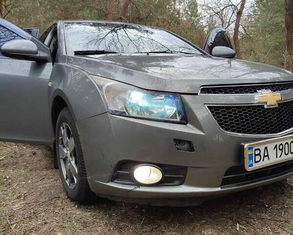 Шевроле Круз, об'ємом двигуна 1.6 л та пробігом 244 тис. км за 6200 $, фото 6 на Automoto.ua