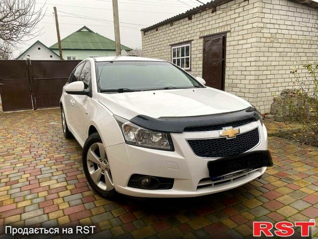 Шевроле Круз, объемом двигателя 2 л и пробегом 180 тыс. км за 7500 $, фото 12 на Automoto.ua