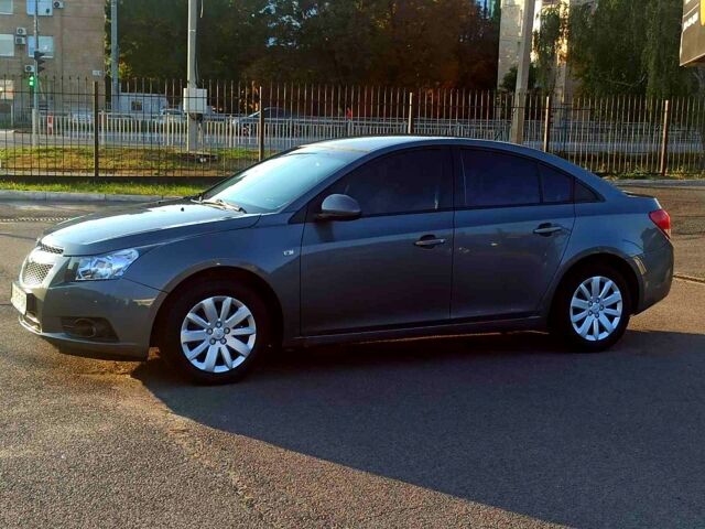 Шевроле Круз, об'ємом двигуна 1.6 л та пробігом 170 тис. км за 6200 $, фото 2 на Automoto.ua