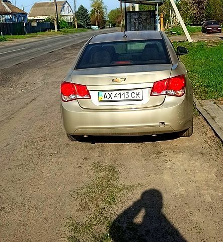 Шевроле Круз, об'ємом двигуна 1.8 л та пробігом 251 тис. км за 6000 $, фото 4 на Automoto.ua