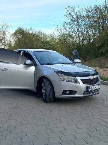 Шевроле Круз, об'ємом двигуна 0 л та пробігом 194 тис. км за 7800 $, фото 8 на Automoto.ua