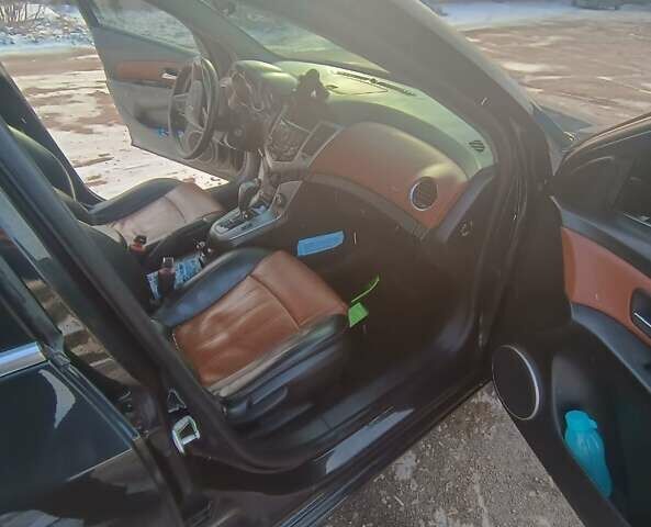Шевроле Круз, объемом двигателя 1.8 л и пробегом 210 тыс. км за 7000 $, фото 3 на Automoto.ua