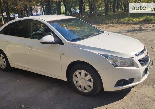 Шевроле Круз, об'ємом двигуна 1.8 л та пробігом 262 тис. км за 7300 $, фото 1 на Automoto.ua