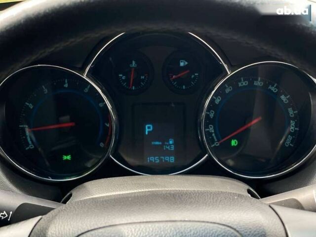 Шевроле Круз, объемом двигателя 1.8 л и пробегом 196 тыс. км за 5790 $, фото 26 на Automoto.ua