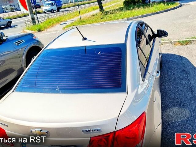 Шевроле Круз, объемом двигателя 1.8 л и пробегом 210 тыс. км за 5600 $, фото 2 на Automoto.ua