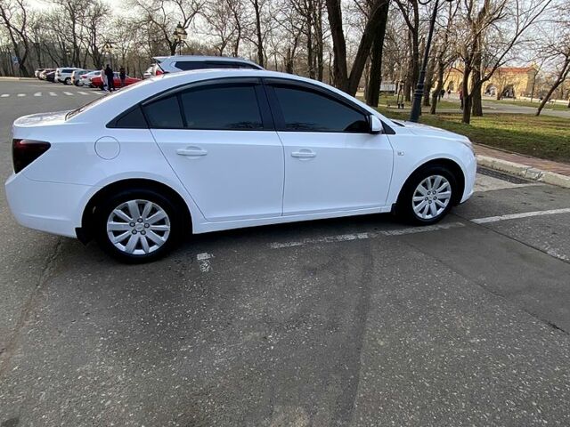 Шевроле Круз, об'ємом двигуна 1.8 л та пробігом 243 тис. км за 6300 $, фото 3 на Automoto.ua