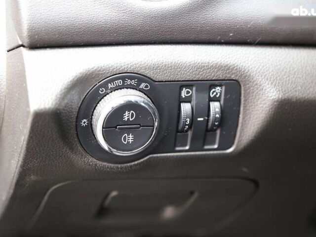 Шевроле Круз, объемом двигателя 1.4 л и пробегом 142 тыс. км за 8500 $, фото 23 на Automoto.ua