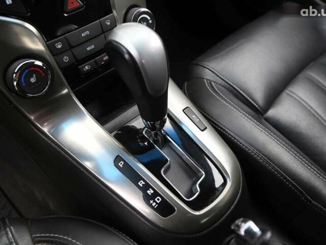 Шевроле Круз, объемом двигателя 1.4 л и пробегом 142 тыс. км за 8500 $, фото 21 на Automoto.ua