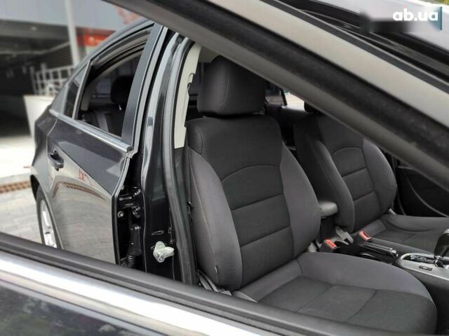 Шевроле Круз, объемом двигателя 1.4 л и пробегом 221 тыс. км за 6490 $, фото 29 на Automoto.ua