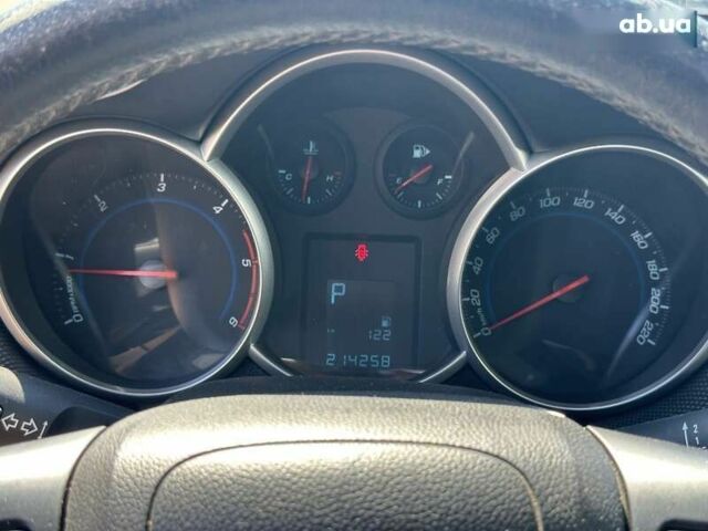 Шевроле Круз, объемом двигателя 2 л и пробегом 214 тыс. км за 6290 $, фото 16 на Automoto.ua