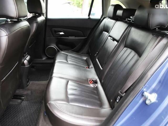 Шевроле Круз, объемом двигателя 1.4 л и пробегом 142 тыс. км за 8500 $, фото 7 на Automoto.ua