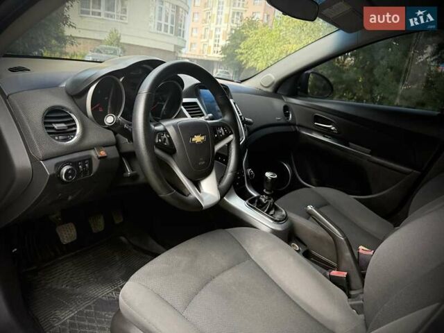 Шевроле Круз, об'ємом двигуна 1.8 л та пробігом 150 тис. км за 7500 $, фото 14 на Automoto.ua