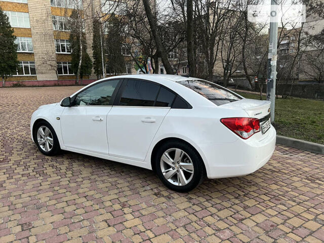 Шевроле Круз, об'ємом двигуна 1.99 л та пробігом 155 тис. км за 8900 $, фото 5 на Automoto.ua