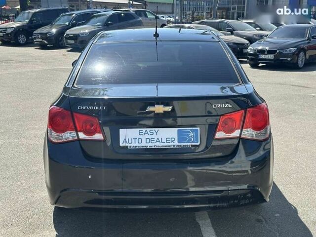 Шевроле Круз, объемом двигателя 2 л и пробегом 214 тыс. км за 6290 $, фото 4 на Automoto.ua
