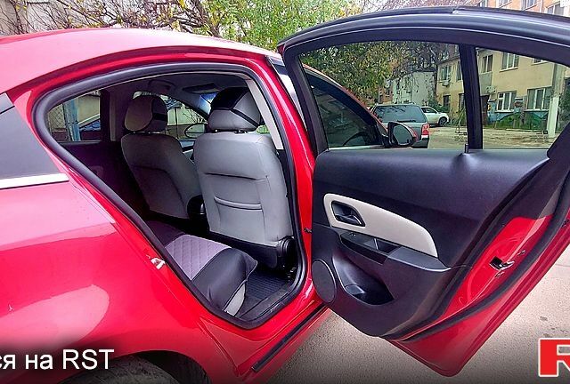 Шевроле Круз, об'ємом двигуна 1.4 л та пробігом 145 тис. км за 6500 $, фото 5 на Automoto.ua