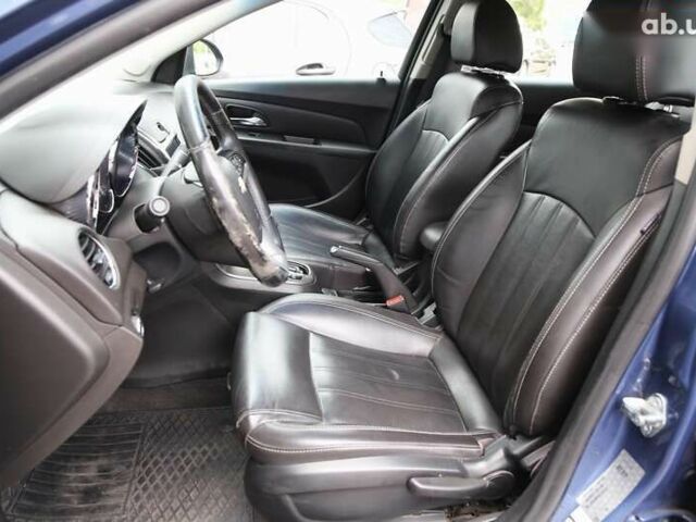 Шевроле Круз, объемом двигателя 1.4 л и пробегом 142 тыс. км за 8500 $, фото 6 на Automoto.ua