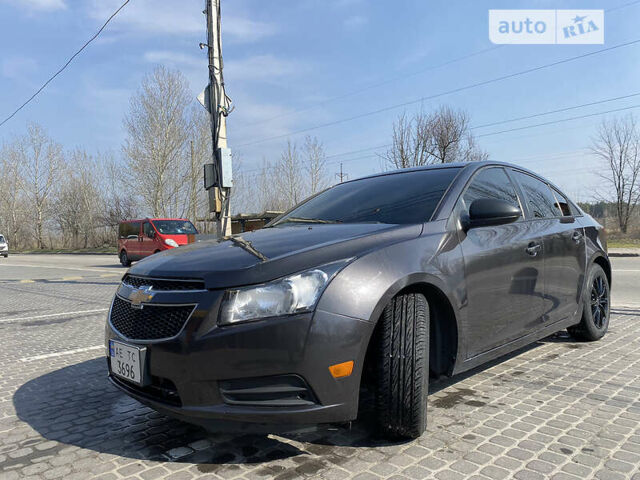 Шевроле Круз, об'ємом двигуна 1.8 л та пробігом 30 тис. км за 8100 $, фото 3 на Automoto.ua