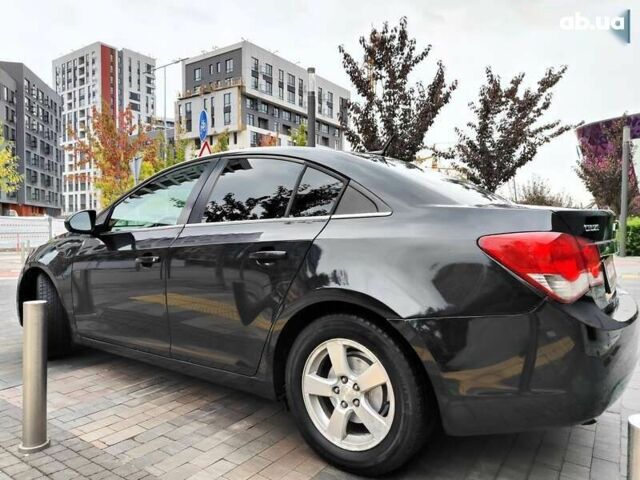 Шевроле Круз, объемом двигателя 1.4 л и пробегом 221 тыс. км за 6490 $, фото 13 на Automoto.ua