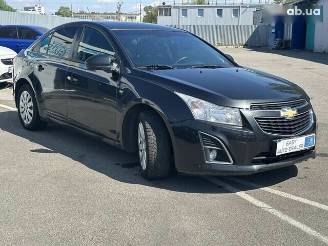 Шевроле Круз, объемом двигателя 2 л и пробегом 214 тыс. км за 6290 $, фото 2 на Automoto.ua