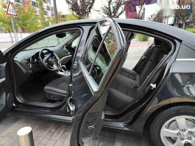 Шевроле Круз, объемом двигателя 1.4 л и пробегом 221 тыс. км за 6490 $, фото 6 на Automoto.ua