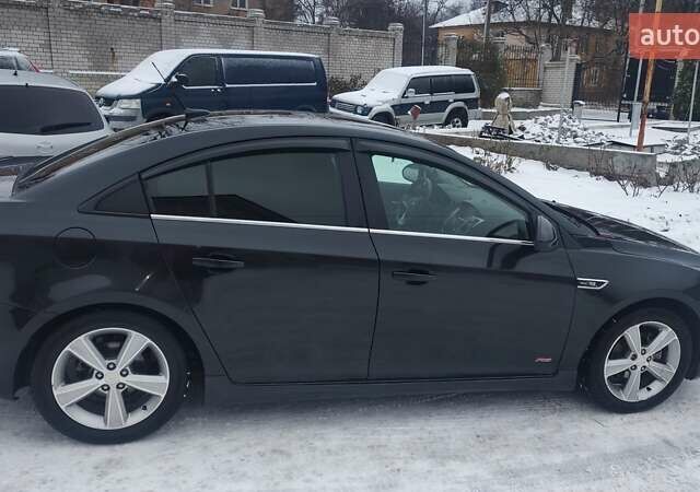 Шевроле Круз, объемом двигателя 1.36 л и пробегом 153 тыс. км за 8500 $, фото 3 на Automoto.ua