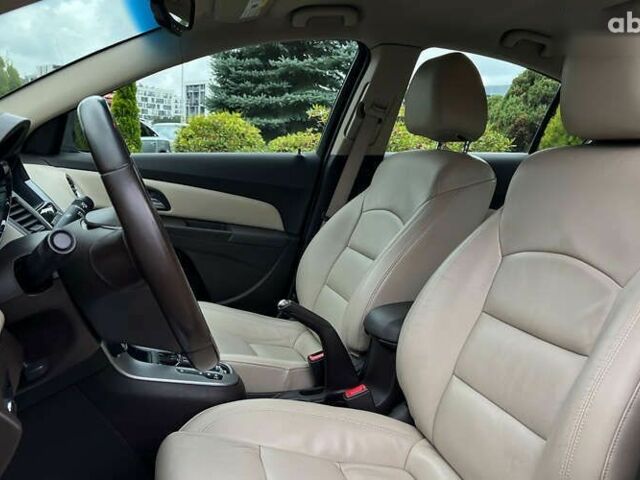 Шевроле Круз, объемом двигателя 2 л и пробегом 211 тыс. км за 7750 $, фото 8 на Automoto.ua