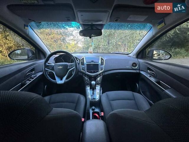 Шевроле Круз, объемом двигателя 1.8 л и пробегом 197 тыс. км за 7700 $, фото 2 на Automoto.ua