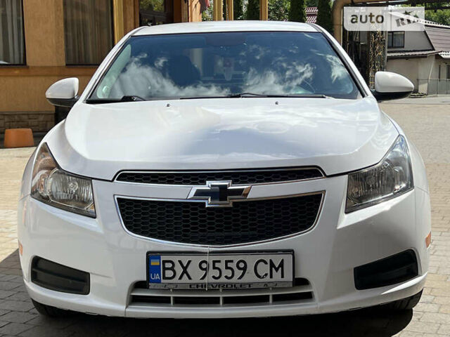 Шевроле Круз, об'ємом двигуна 2 л та пробігом 269 тис. км за 8399 $, фото 3 на Automoto.ua