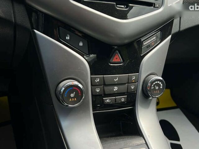 Шевроле Круз, объемом двигателя 1.8 л и пробегом 158 тыс. км за 6999 $, фото 15 на Automoto.ua