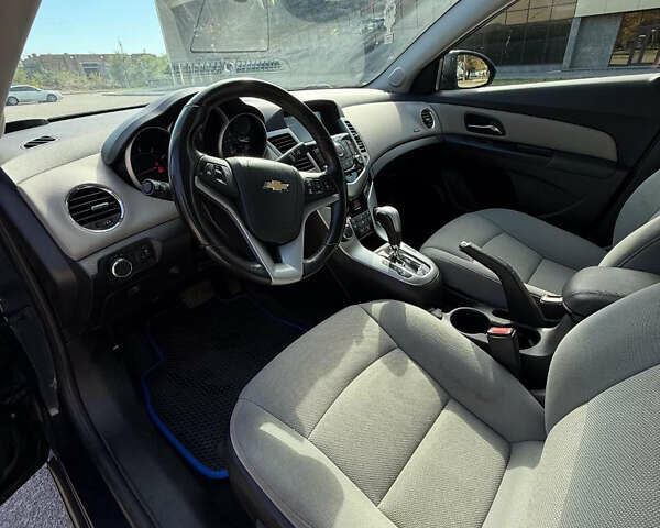 Шевроле Круз, объемом двигателя 1.4 л и пробегом 112 тыс. км за 7200 $, фото 12 на Automoto.ua
