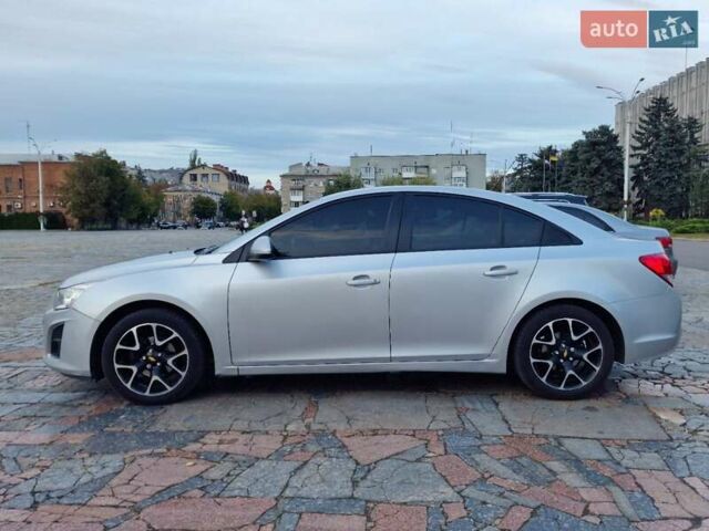 Шевроле Круз, объемом двигателя 1.8 л и пробегом 165 тыс. км за 7700 $, фото 5 на Automoto.ua