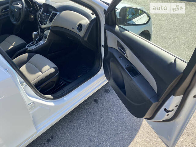 Шевроле Круз, об'ємом двигуна 1.8 л та пробігом 139 тис. км за 6700 $, фото 26 на Automoto.ua
