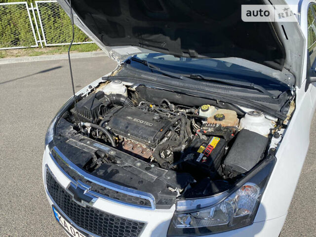 Шевроле Круз, об'ємом двигуна 1.8 л та пробігом 139 тис. км за 6700 $, фото 39 на Automoto.ua