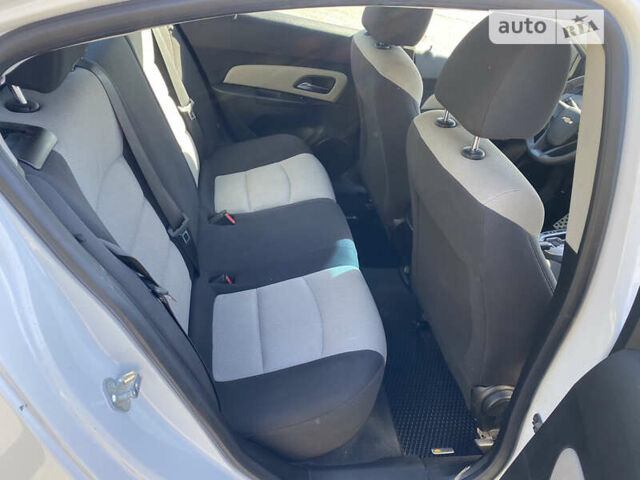 Шевроле Круз, об'ємом двигуна 1.8 л та пробігом 139 тис. км за 6700 $, фото 32 на Automoto.ua