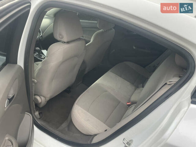 Шевроле Круз, объемом двигателя 1.4 л и пробегом 170 тыс. км за 7100 $, фото 4 на Automoto.ua