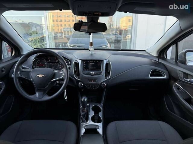 Шевроле Круз, объемом двигателя 1.4 л и пробегом 55 тыс. км за 10800 $, фото 10 на Automoto.ua
