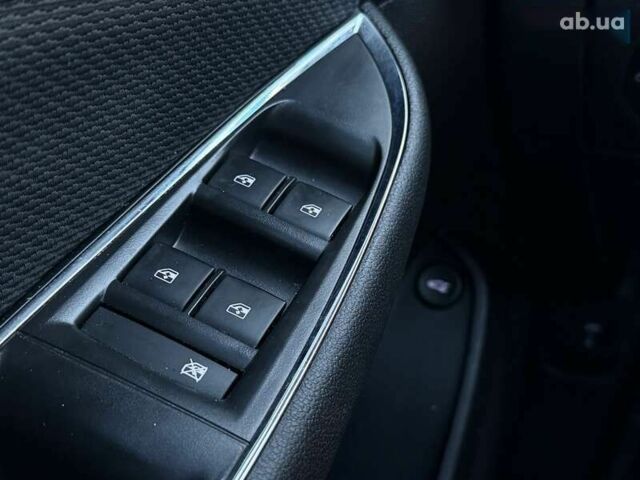 Шевроле Круз, об'ємом двигуна 1.4 л та пробігом 55 тис. км за 10200 $, фото 26 на Automoto.ua