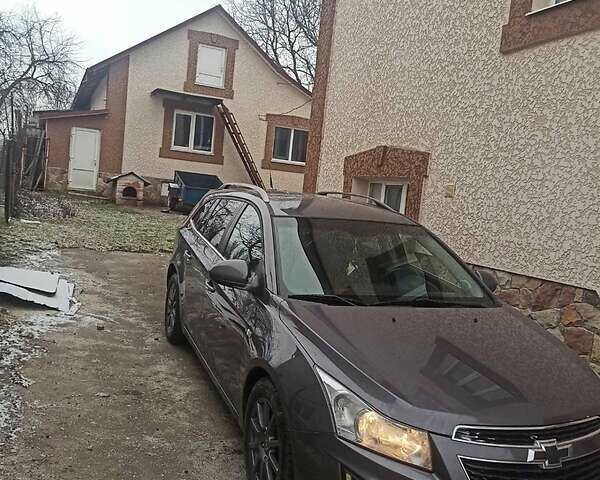 Шевроле Круз, об'ємом двигуна 2 л та пробігом 196 тис. км за 9000 $, фото 3 на Automoto.ua