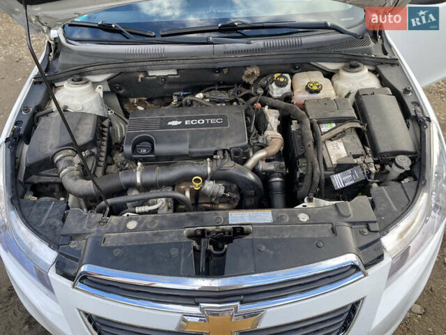 Шевроле Круз, объемом двигателя 1.69 л и пробегом 222 тыс. км за 8000 $, фото 15 на Automoto.ua