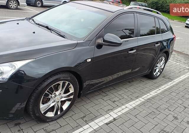 Шевроле Круз, объемом двигателя 2 л и пробегом 229 тыс. км за 7499 $, фото 3 на Automoto.ua