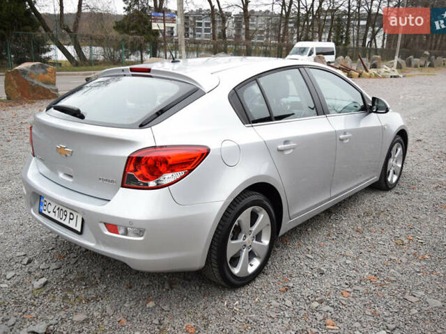 Серый Шевроле Круз, объемом двигателя 1.8 л и пробегом 38 тыс. км за 9500 $, фото 4 на Automoto.ua