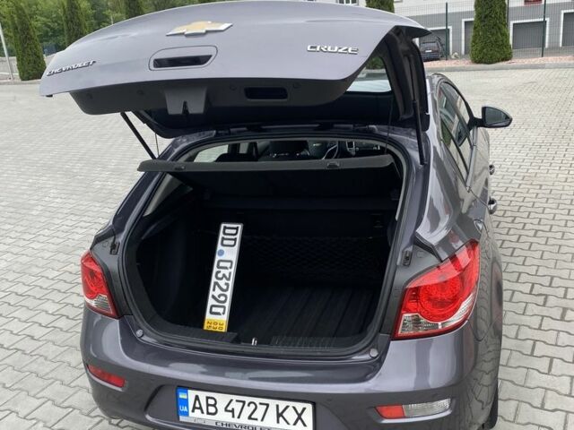 Серый Шевроле Круз, объемом двигателя 1.8 л и пробегом 184 тыс. км за 7900 $, фото 7 на Automoto.ua