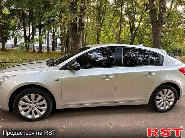 Серый Шевроле Круз, объемом двигателя 2 л и пробегом 0 тыс. км за 7500 $, фото 4 на Automoto.ua