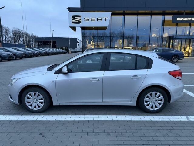 Сірий Шевроле Круз, об'ємом двигуна 1.8 л та пробігом 125 тис. км за 3000 $, фото 3 на Automoto.ua